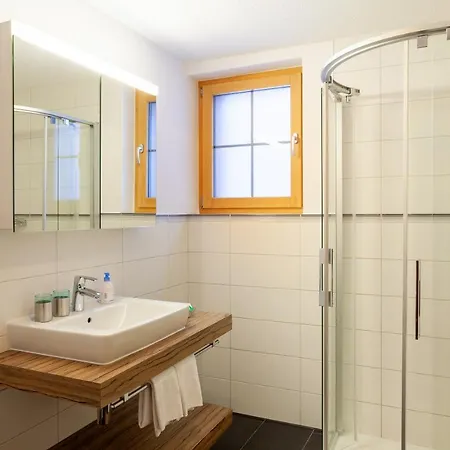 アパート Jaegerhof Serviced Apartements ツェルマット