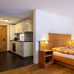 Jaegerhof Serviced Apartements Apartment