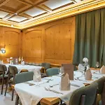 Apartment Jaegerhof Serviced Apartements Zermatt