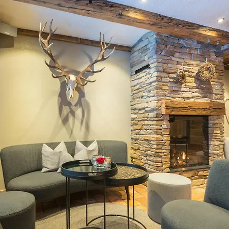 Jaegerhof Serviced Apartements Apartman Zermatt